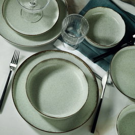 Hermia Vajilla de Porcelana Verde de 18 Piezas